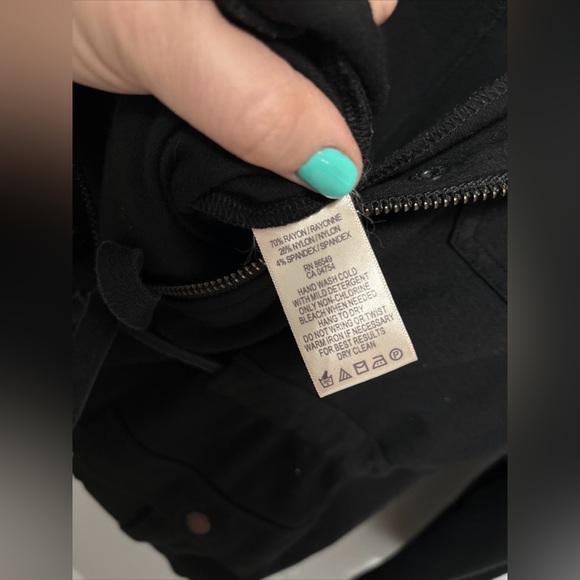 Tommy Bahama Small Petite Black Knit Jacket tie waist with lots of pockets! - Picture 5 of 10